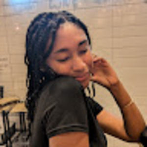 Meet your Posher, Leandra